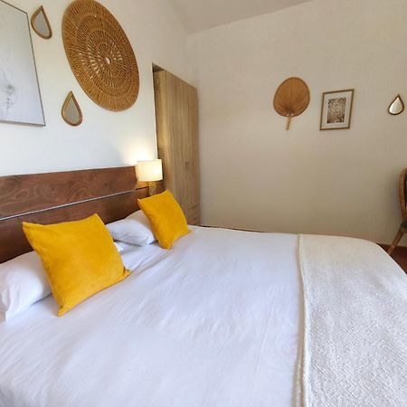 Chambres Isula Bella Figari  Εξωτερικό φωτογραφία