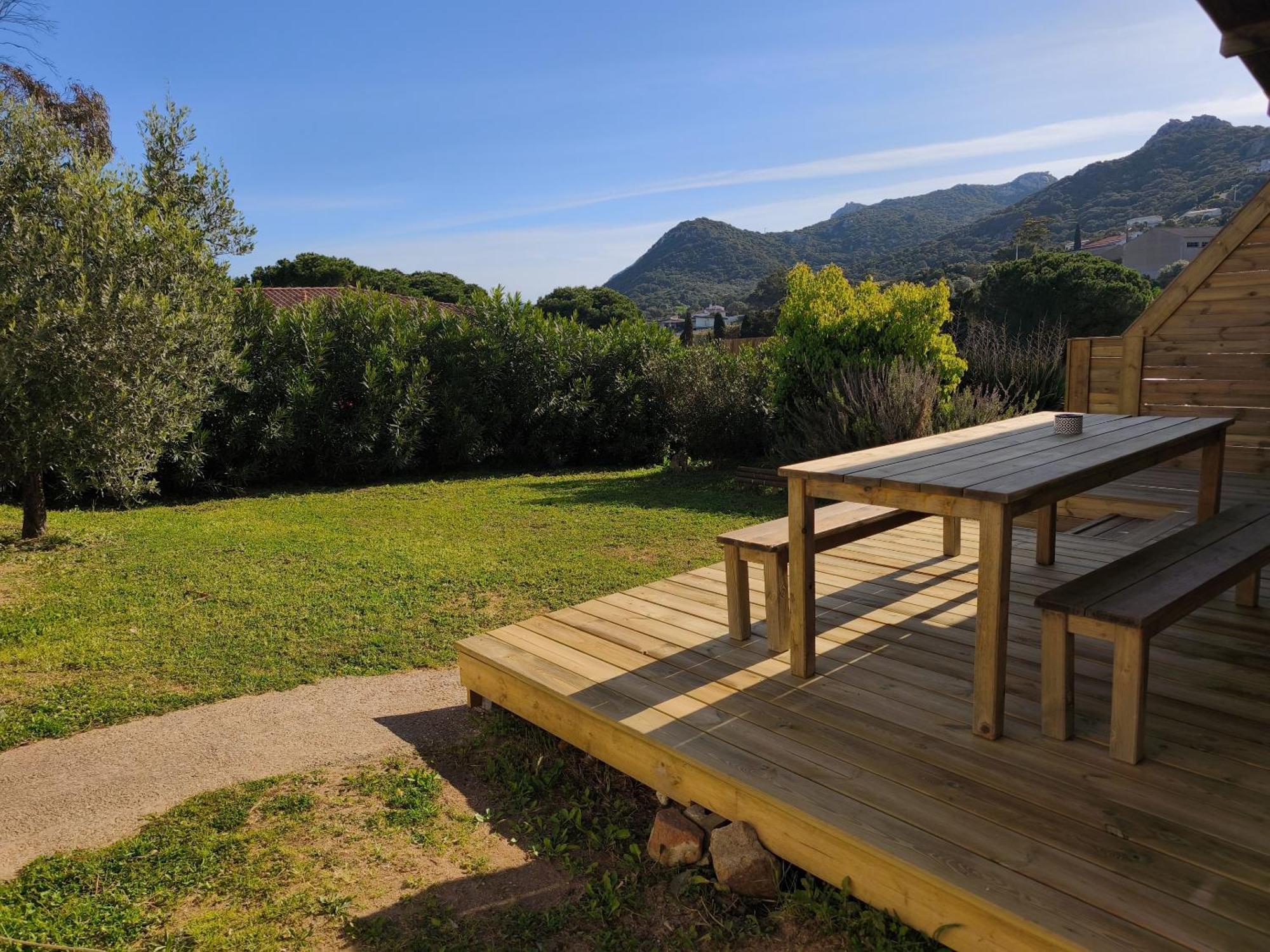 Chambres Isula Bella Figari  Δωμάτιο φωτογραφία