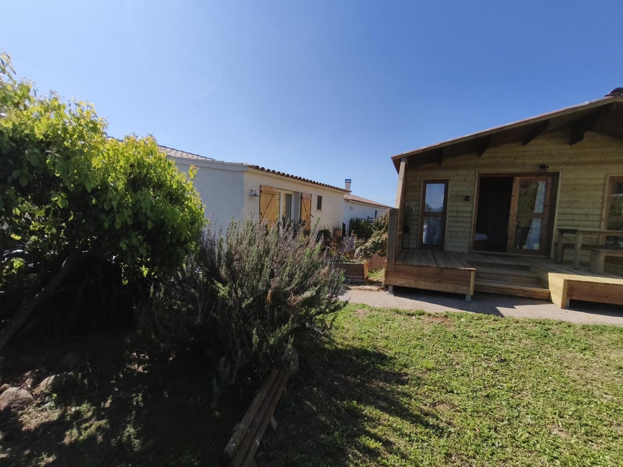 Chambres Isula Bella Figari  Εξωτερικό φωτογραφία