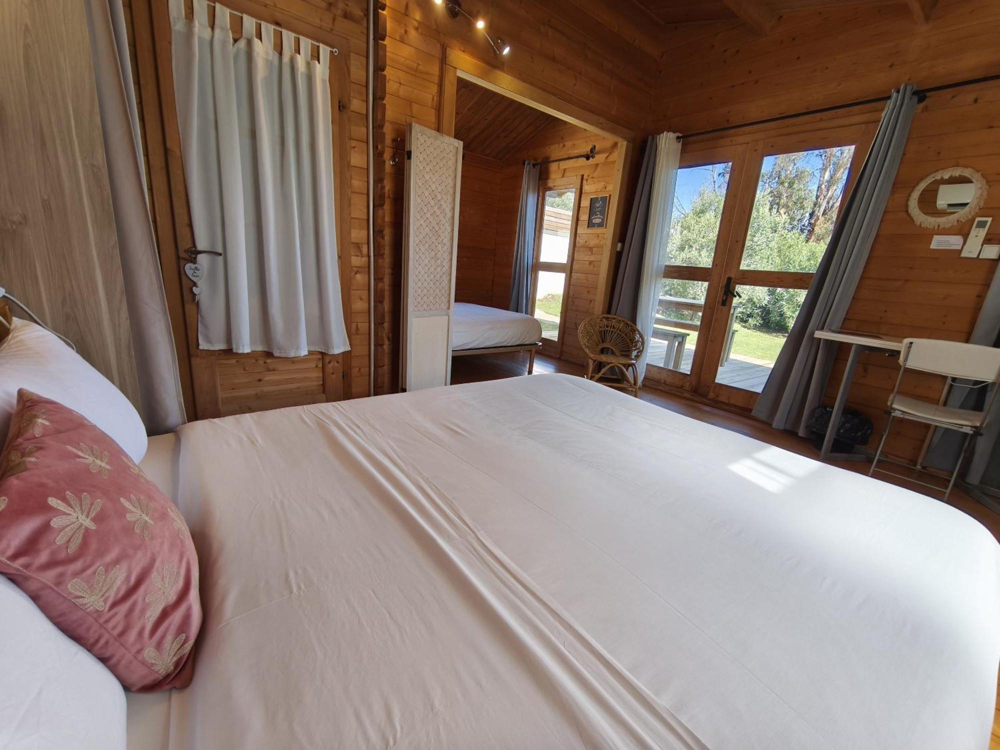 Chambres Isula Bella Figari  Εξωτερικό φωτογραφία